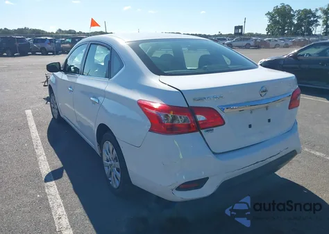2019 Nissan Sentra S z USA, uszkodzony, nr VIN 3N1AB7AP2KY373717